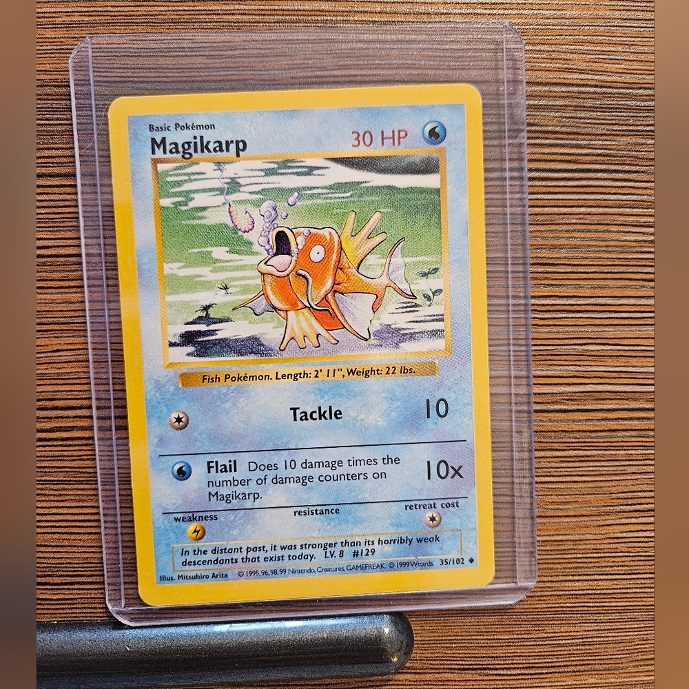 Pokemon Magikarp 35/102 Base Set Card